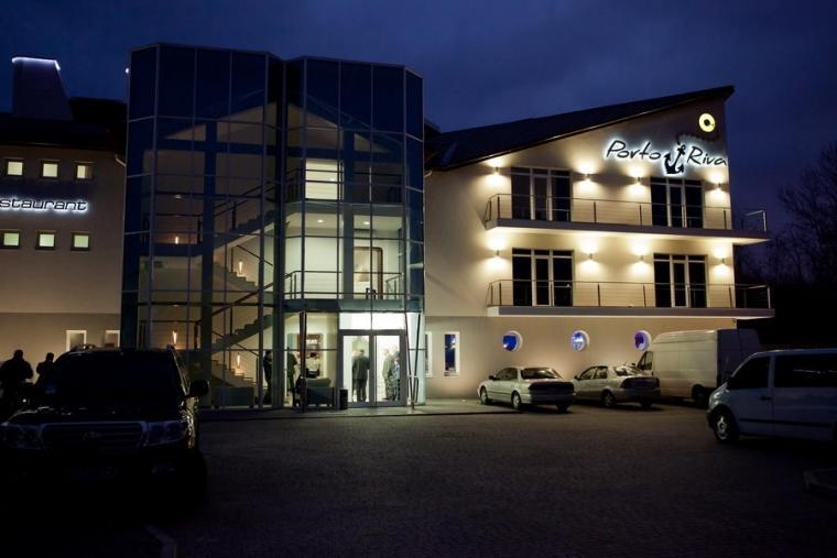 Porto Riva Hotel Zaporizhia Ngoại thất bức ảnh