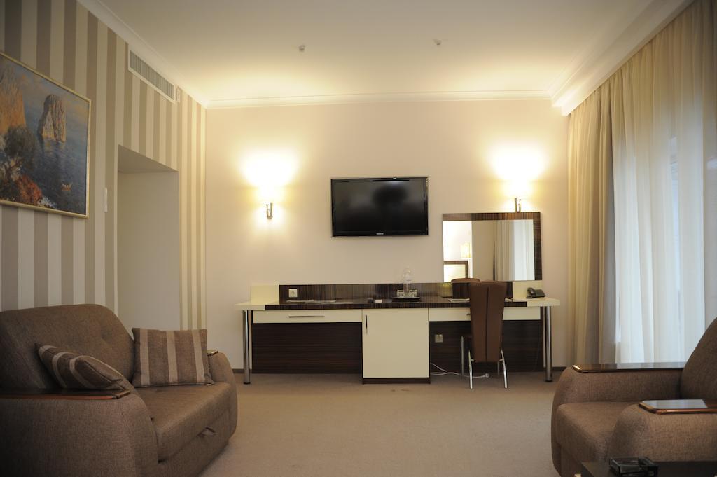 Porto Riva Hotel Zaporizhia Phòng bức ảnh