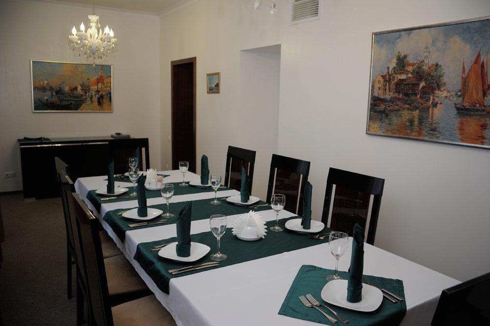 Porto Riva Hotel Zaporizhia Ngoại thất bức ảnh