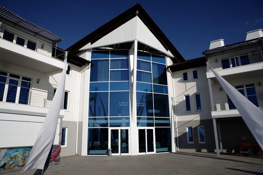 Porto Riva Hotel Zaporizhia Ngoại thất bức ảnh