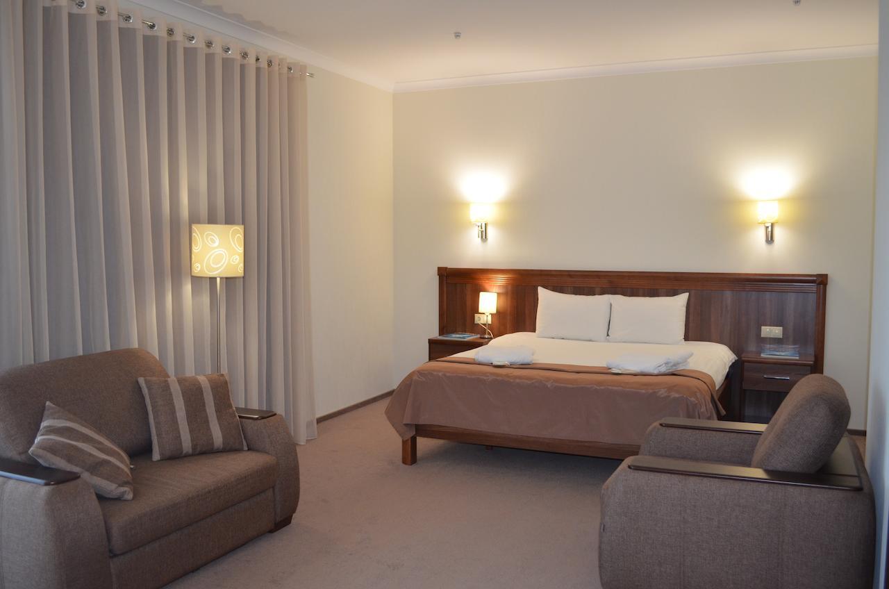 Porto Riva Hotel Zaporizhia Phòng bức ảnh